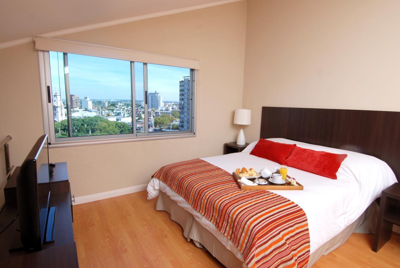 Plaza Suites Campana Εξωτερικό φωτογραφία