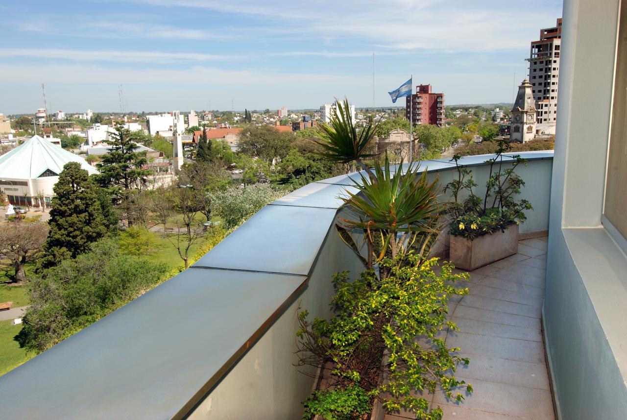 Plaza Suites Campana Εξωτερικό φωτογραφία