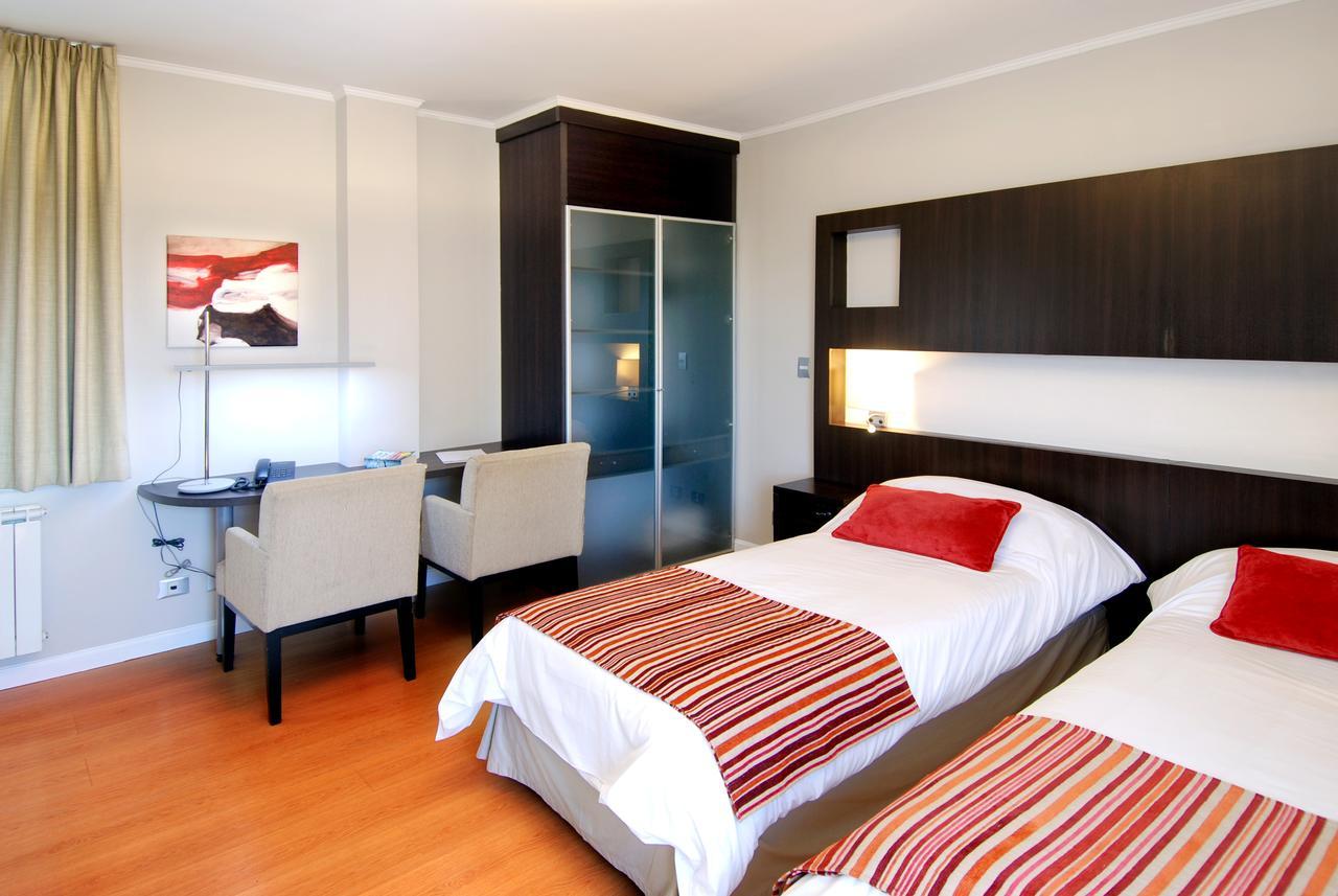 Plaza Suites Campana Εξωτερικό φωτογραφία